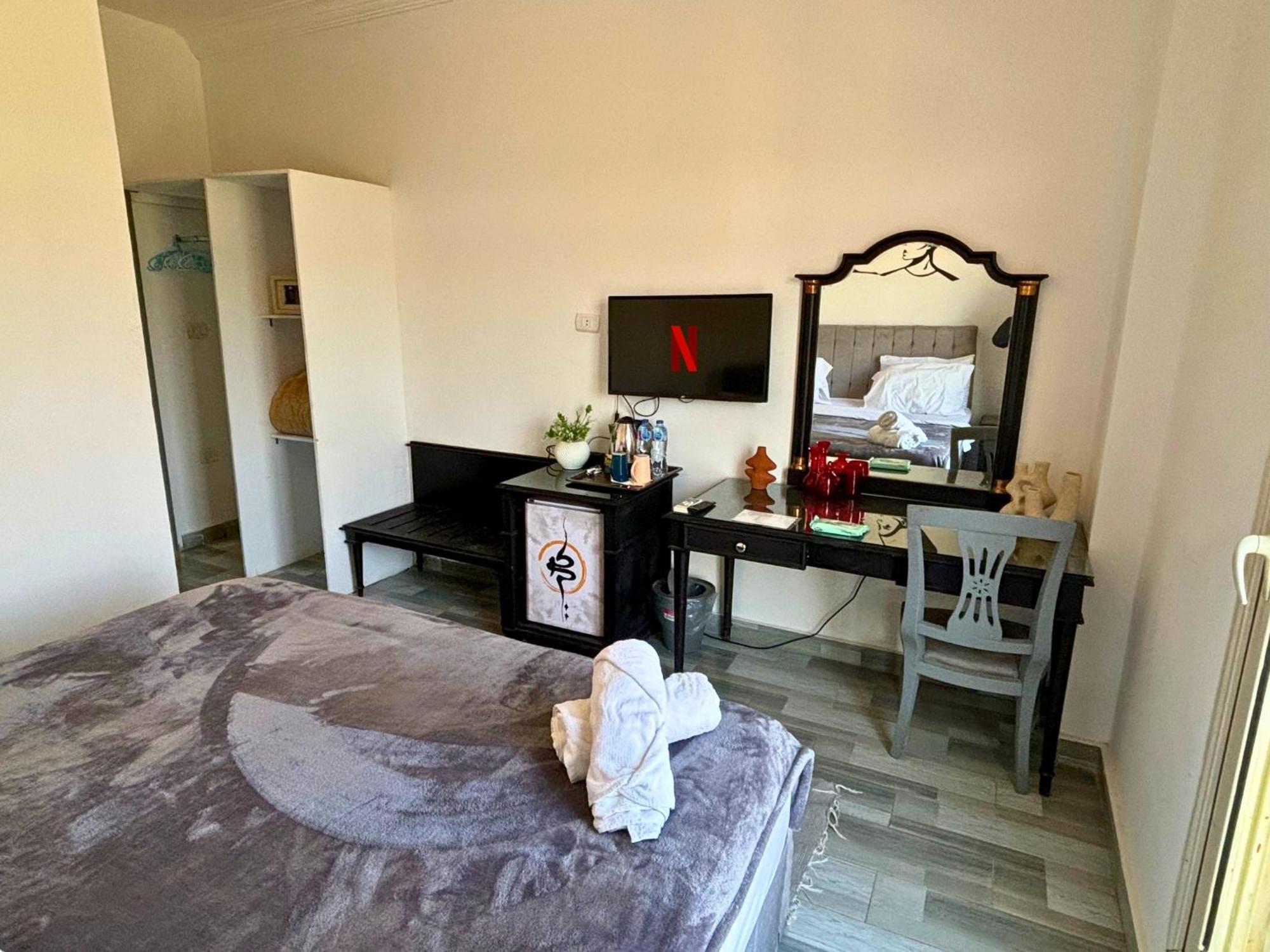 K Boutique Hotel Medspa-Pyramids & Grand Egyptian Museum Ghatati Экстерьер фото